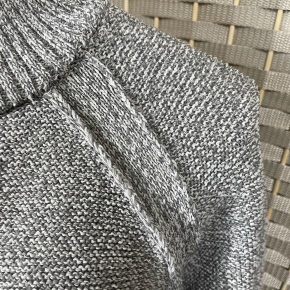 OFFLINE By Aerie Cool Down Quarter Zip Sweater Women’s S Heather Gray Cozy Warm - Picture 6 of 11